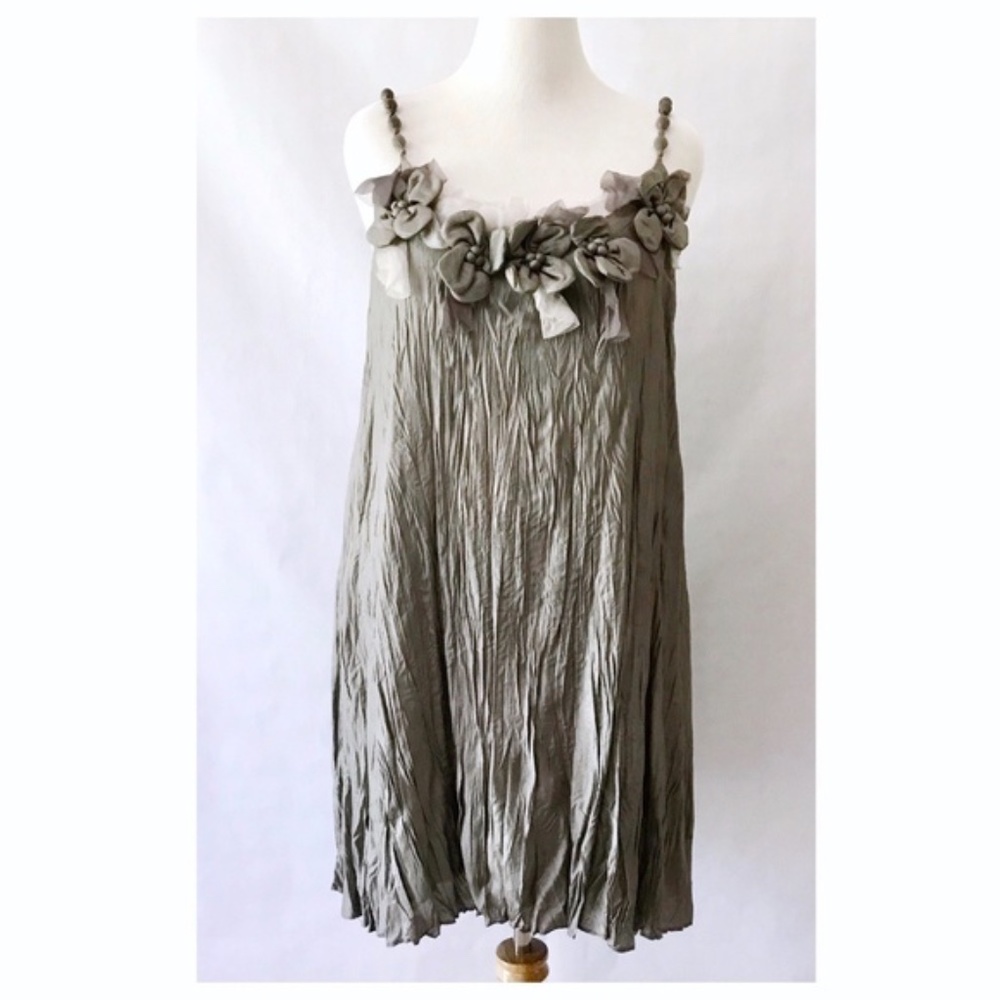 Ryu Steel Grey Floral Detail Crinkle Dress NWOT